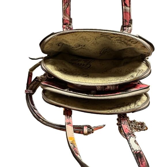 DKNY small crossbody pink flowery design - Picture 7 of 13